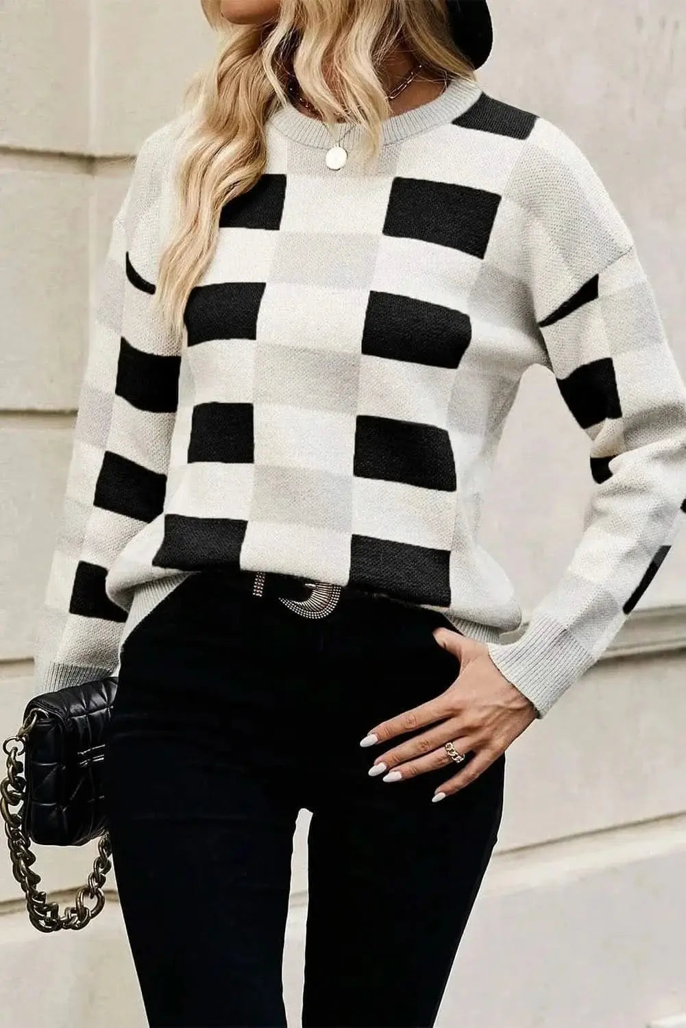 Color block knit sweater - round neck - Love Salve